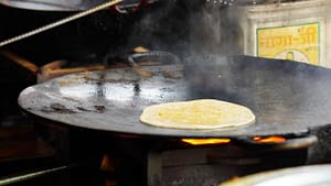ढाबा स्टाइल आलू के पराठे