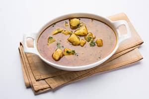 आलू ठेठवानी